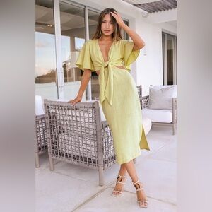 LuLu’s - Neon green midi dress w/ cut outs